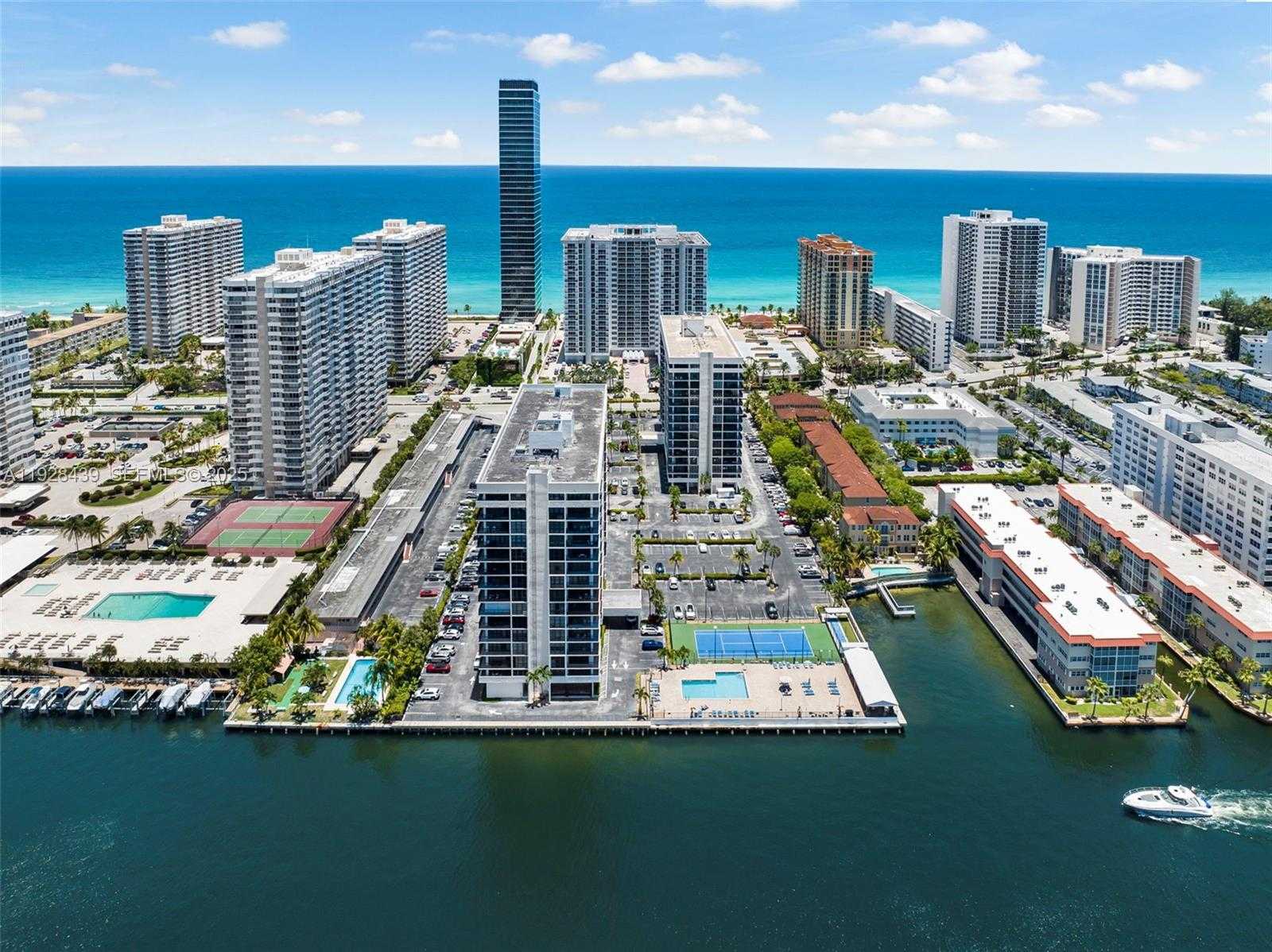 Small Image of 2017 SOUTH OCEAN DR #606, Hallandale Beach Number 40
