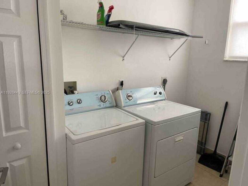 Small Image of 3205 NORTH EAST 184TH ST #9302, Aventura Number 17