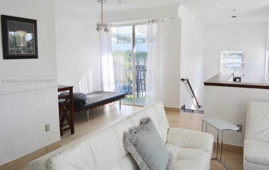Small Image of 3205 NORTH EAST 184TH ST #9302, Aventura Number 2