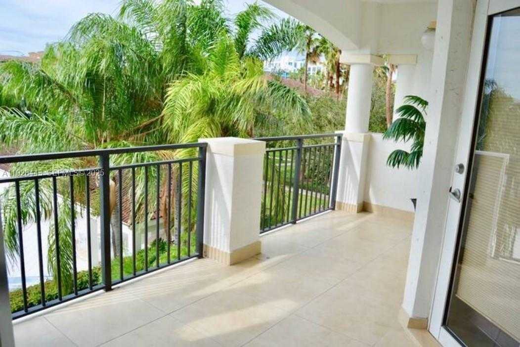 Small Image of 3205 NORTH EAST 184TH ST #9302, Aventura Number 9