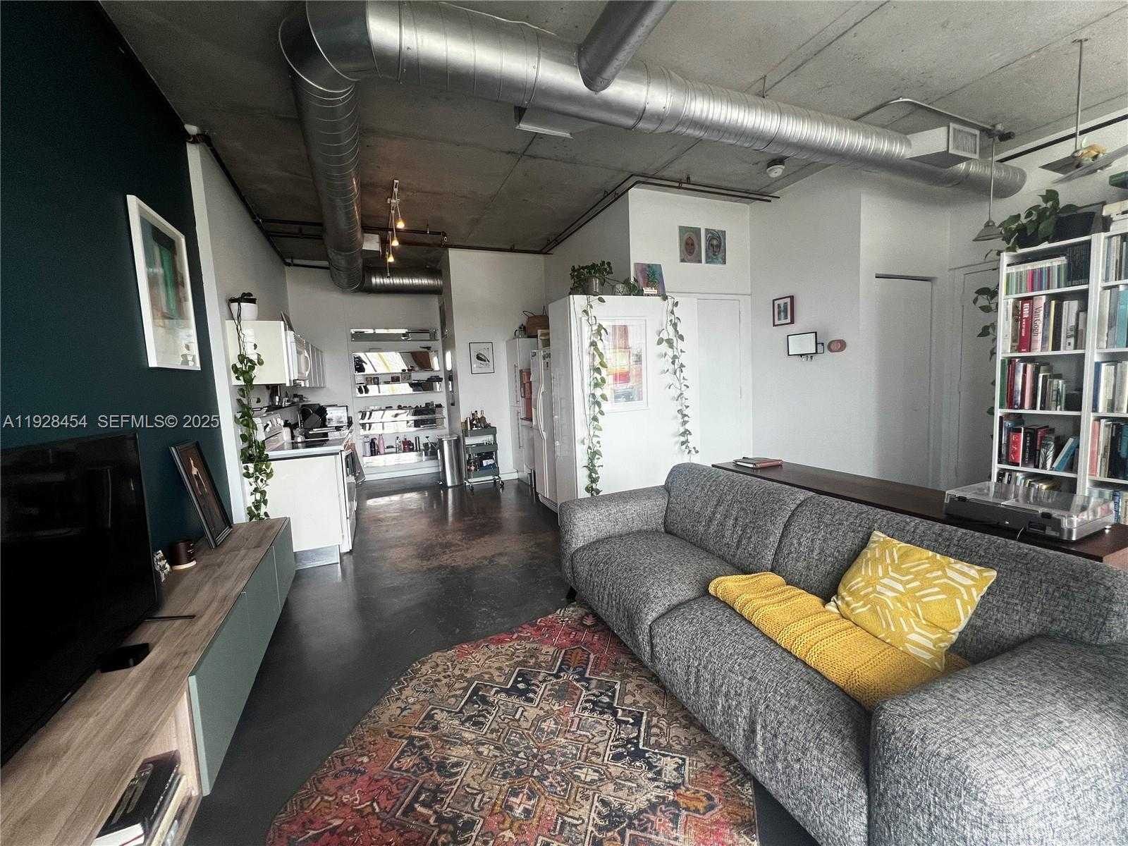 Small Image of 10 SOUTH WEST SOUTH RIVER DR #812, Miami Number 26