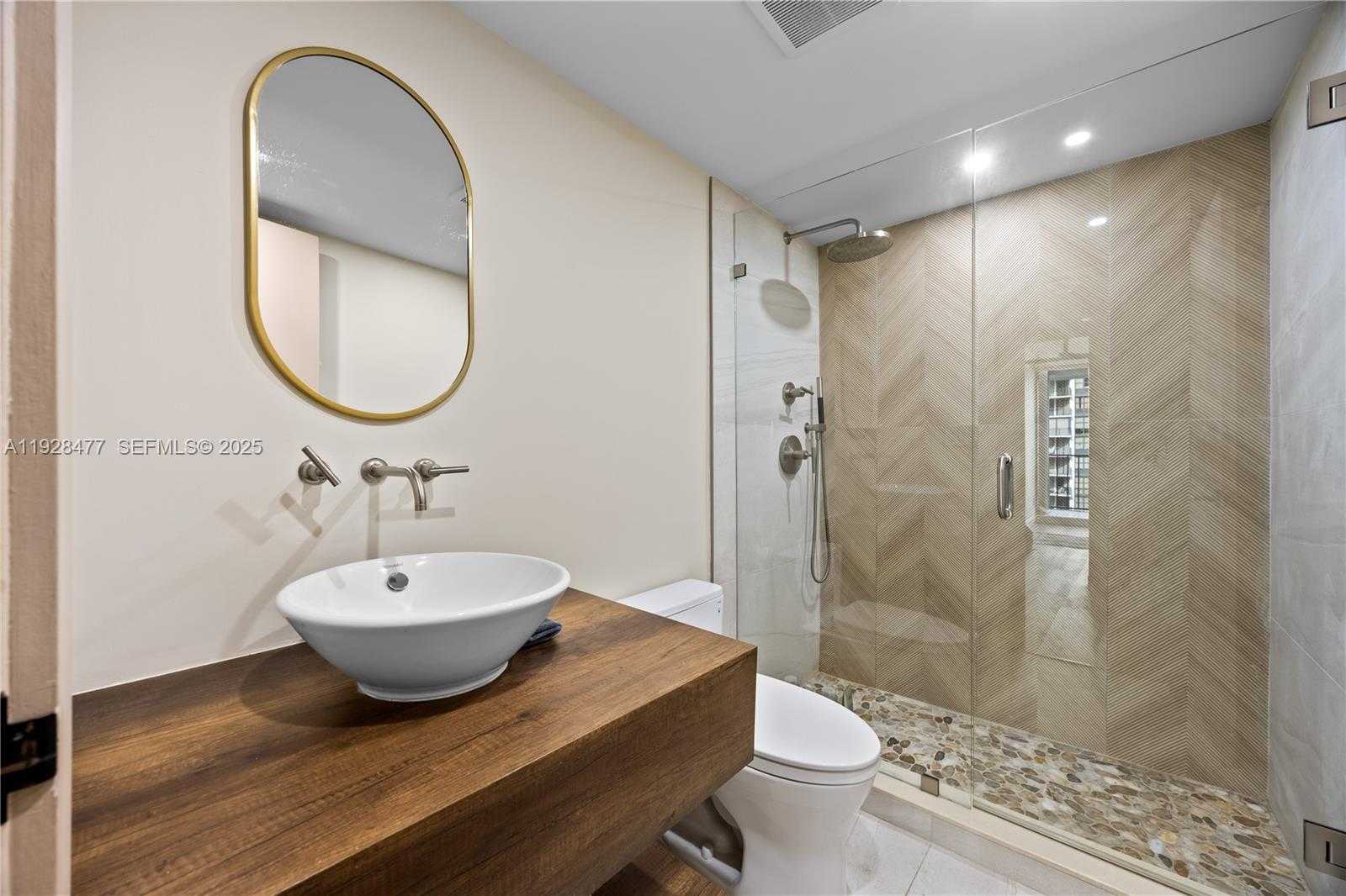 Small Image of 1915 BRICKELL AVE #1001, Miami Number 29