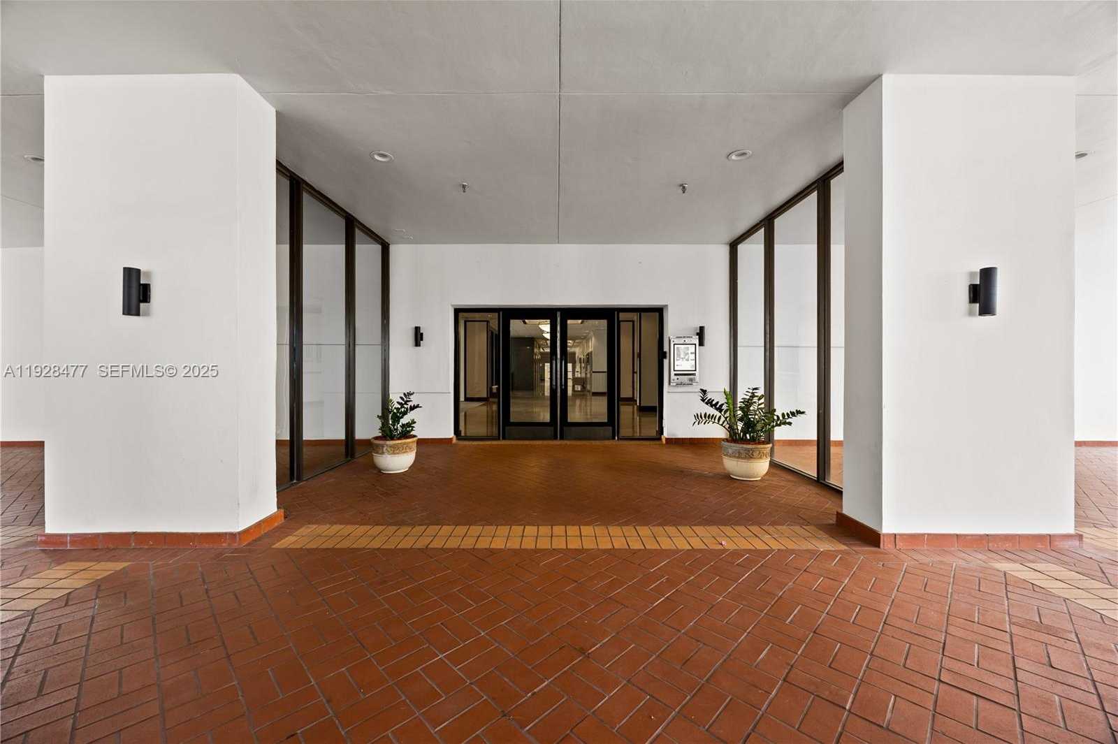Small Image of 1915 BRICKELL AVE #1001, Miami Number 42