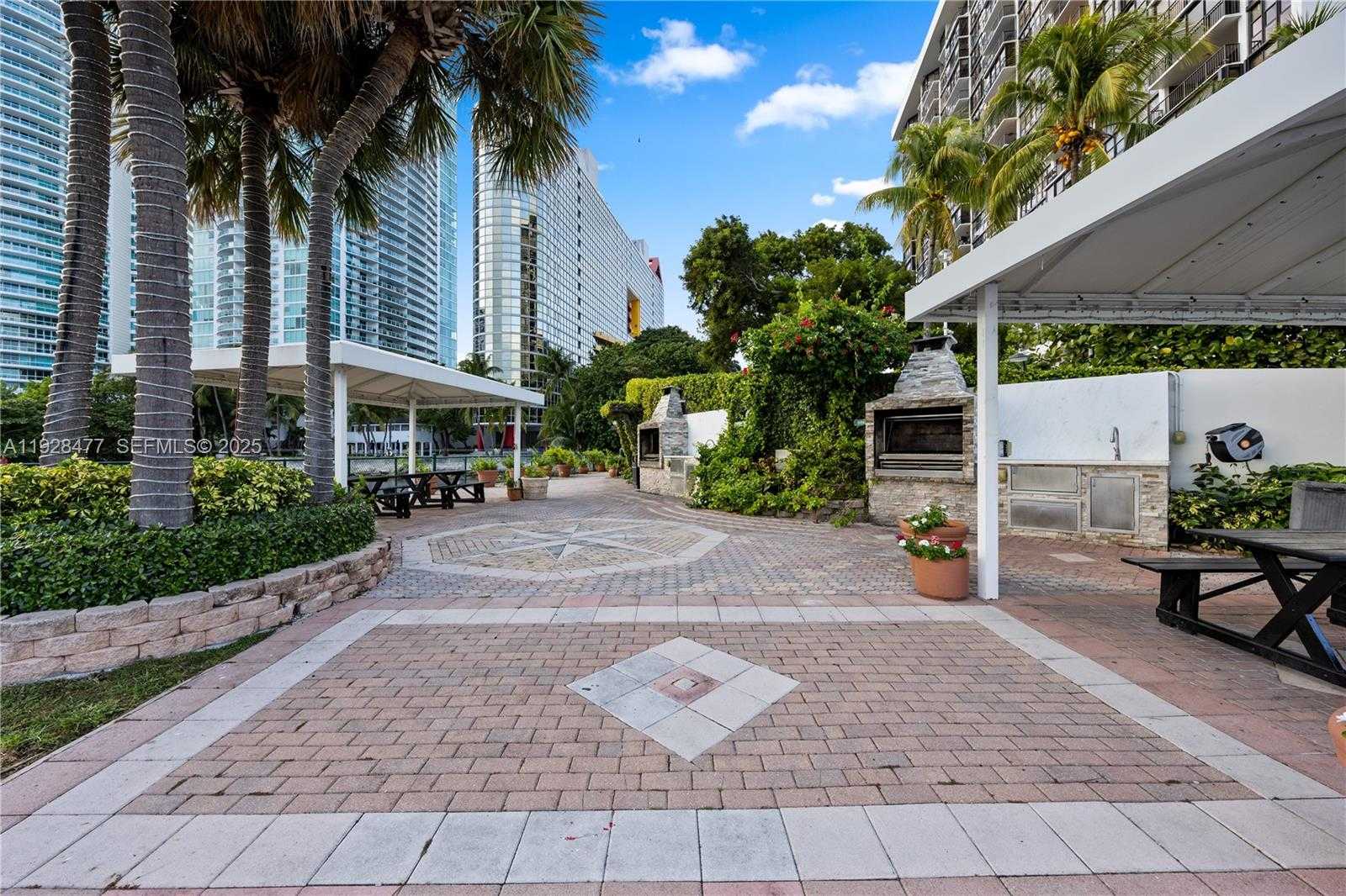 Small Image of 1915 BRICKELL AVE #1001, Miami Number 44