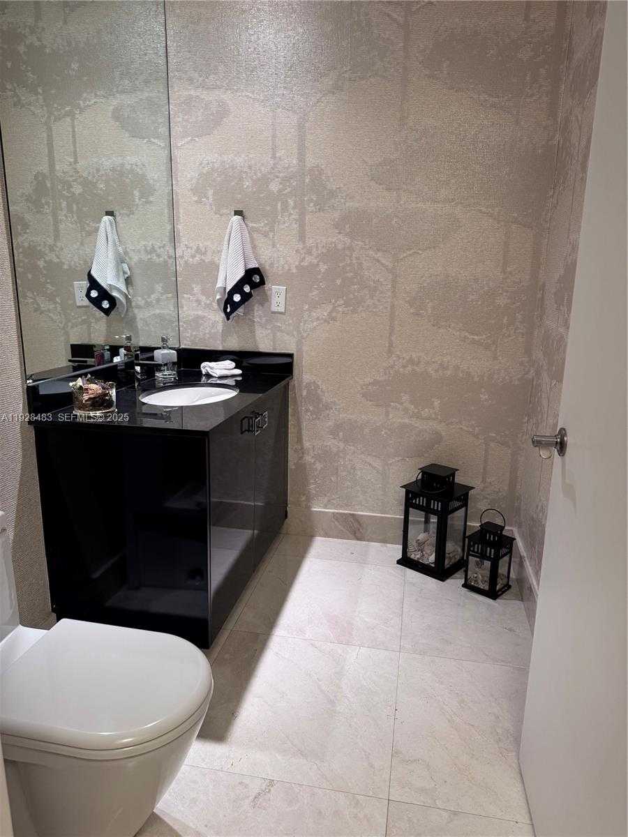 Small Image of 16001 COLLINS AVE #2302, Sunny Isles Beach Number 20