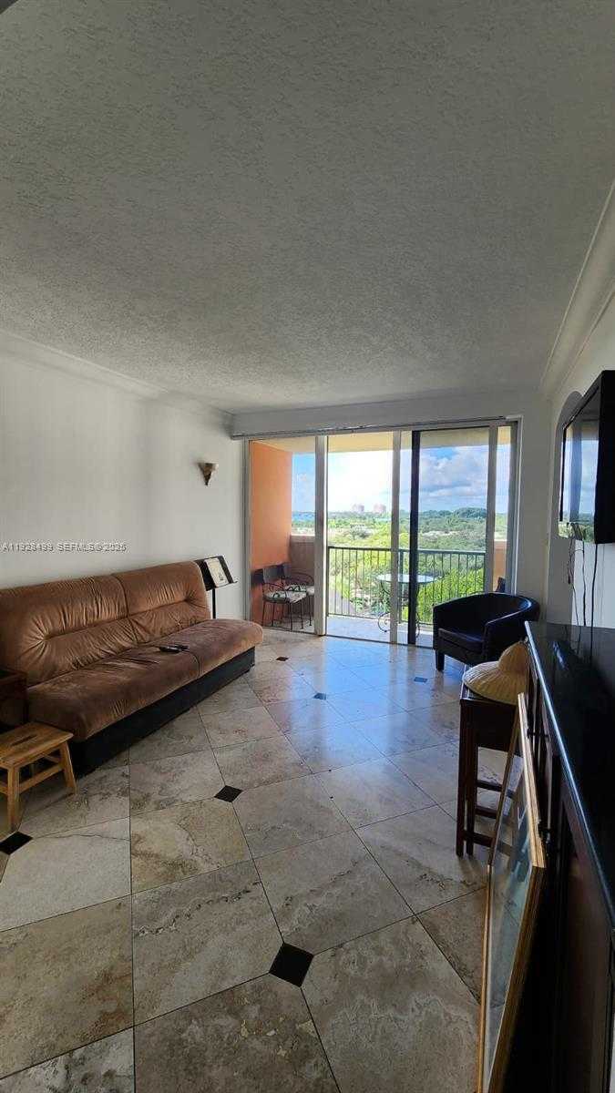 Small Image of 2951 SOUTH BAYSHORE DR #1012, Miami Number 16