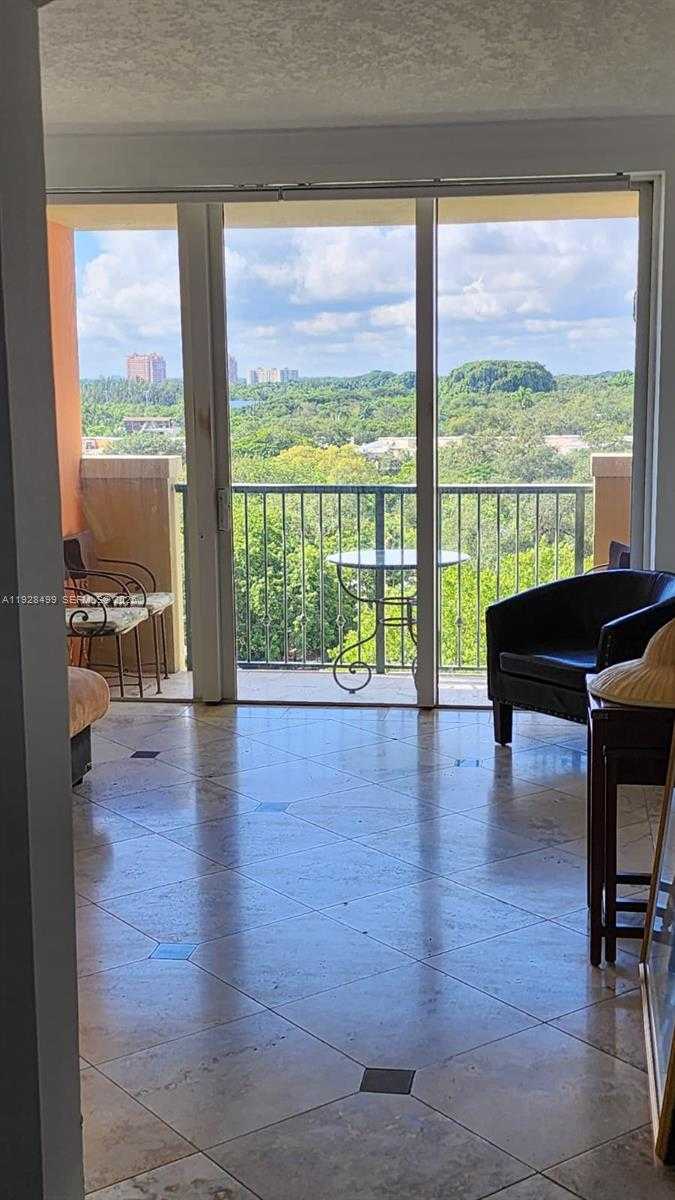 Small Image of 2951 SOUTH BAYSHORE DR #1012, Miami Number 17