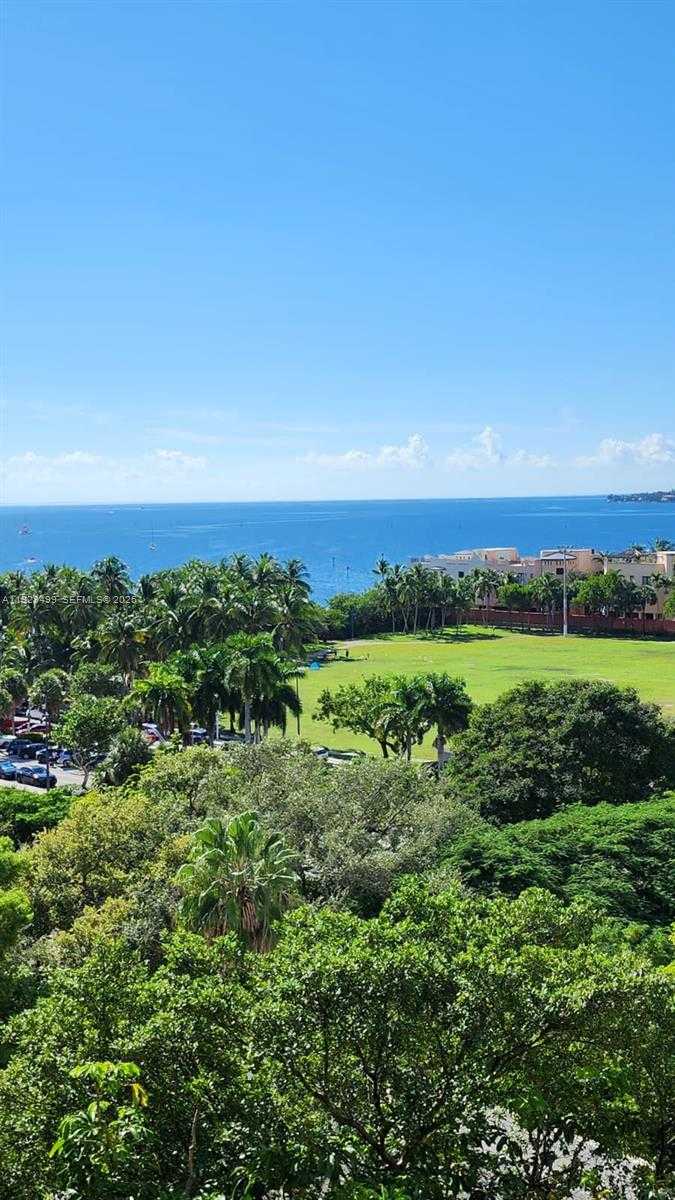 Small Image of 2951 SOUTH BAYSHORE DR #1012, Miami Number 2