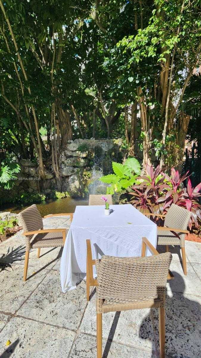 Small Image of 2951 SOUTH BAYSHORE DR #1012, Miami Number 30