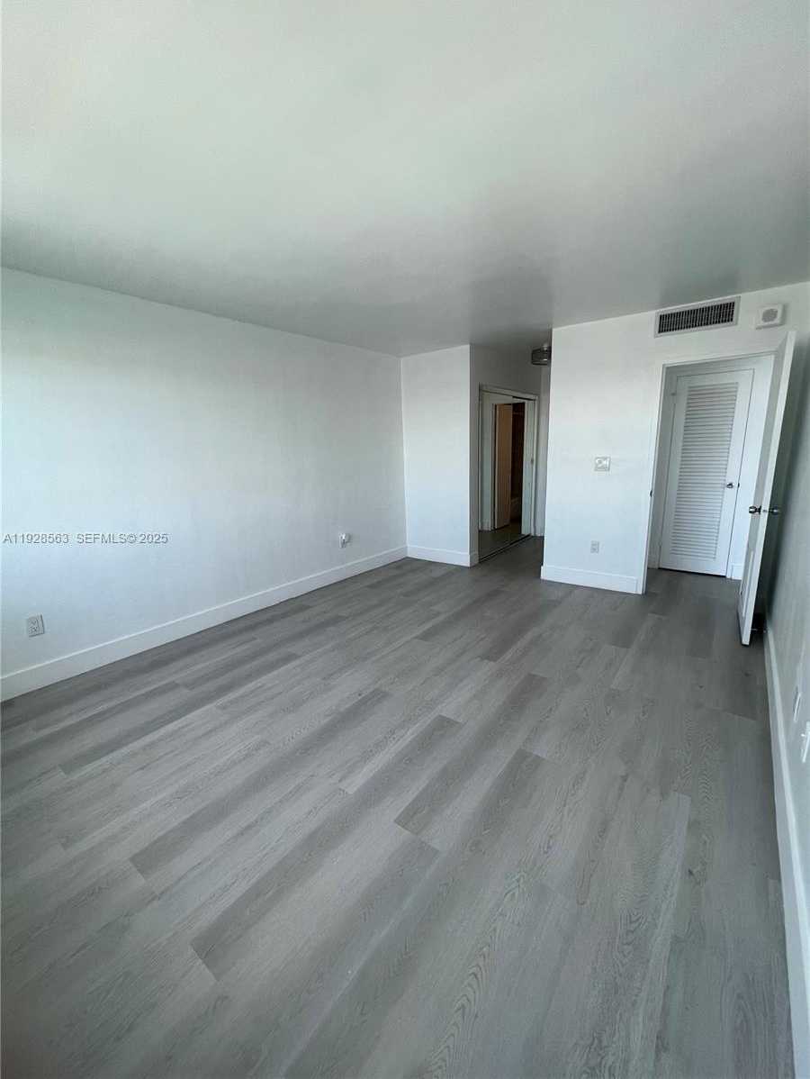 Small Image of 1865 79TH ST CSWY #12I, North Bay Village Number 12