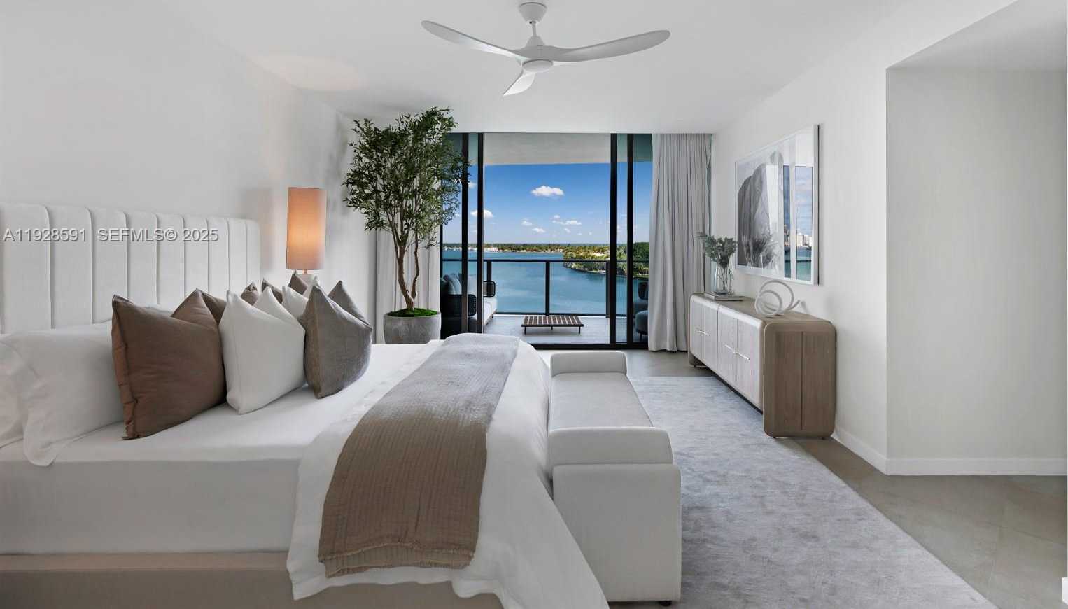 Imagen de Pequeño Objeto