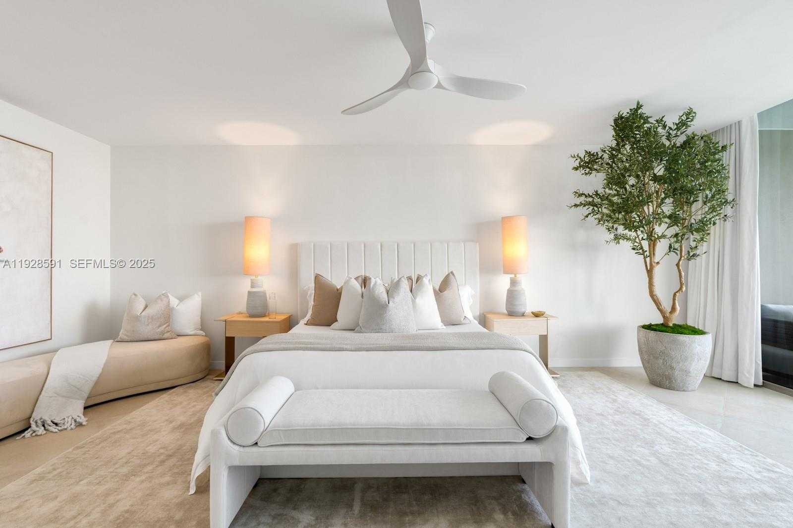 Imagen de Pequeño Objeto