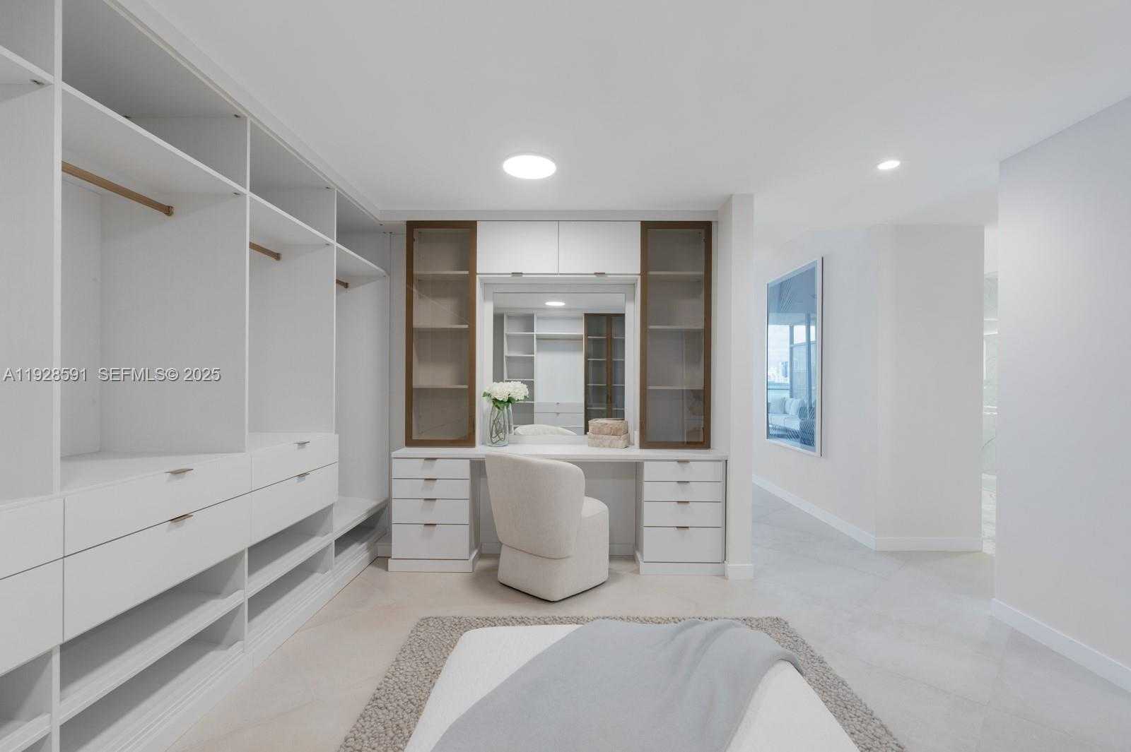 Imagen de Pequeño Objeto