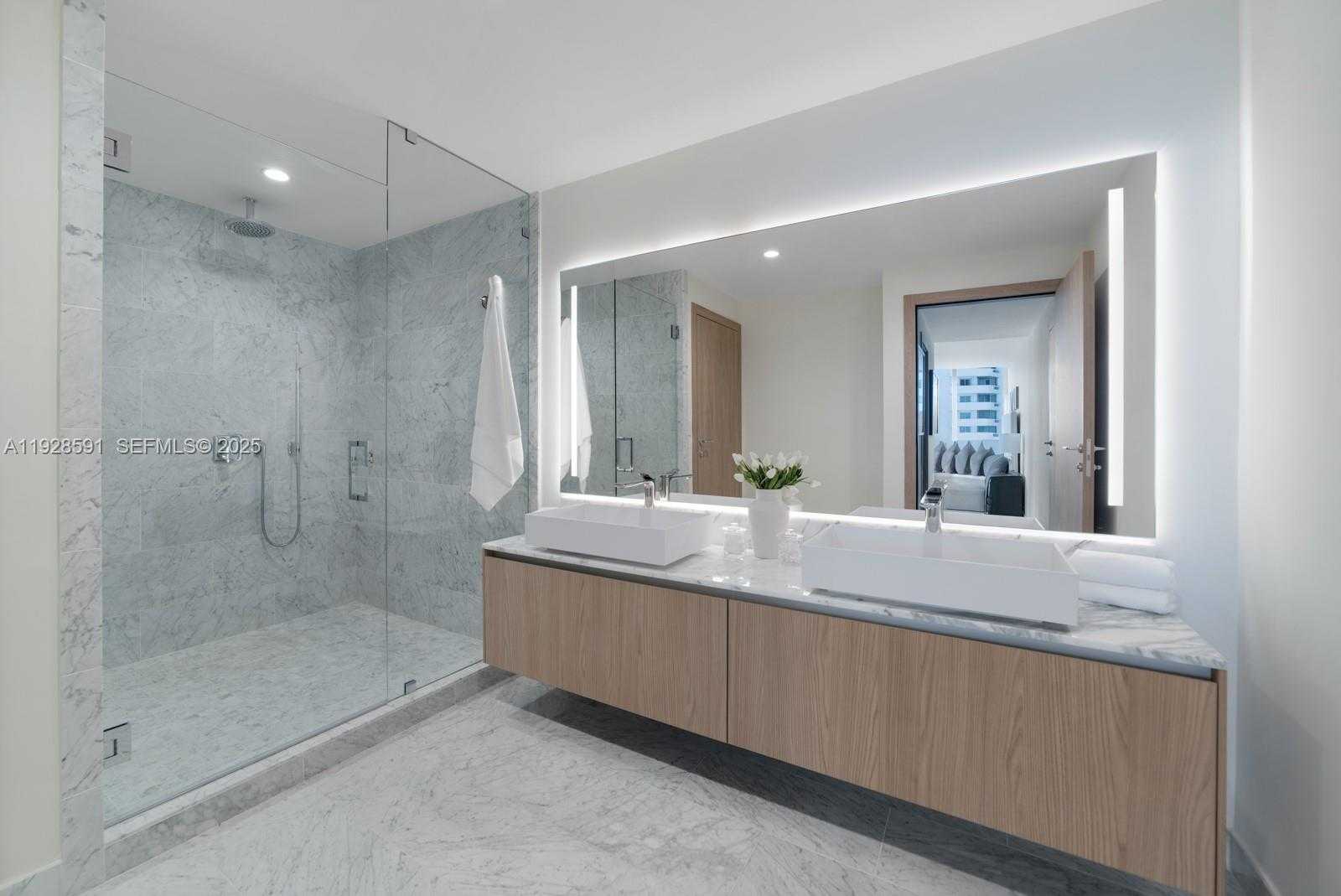 Imagen de Pequeño Objeto