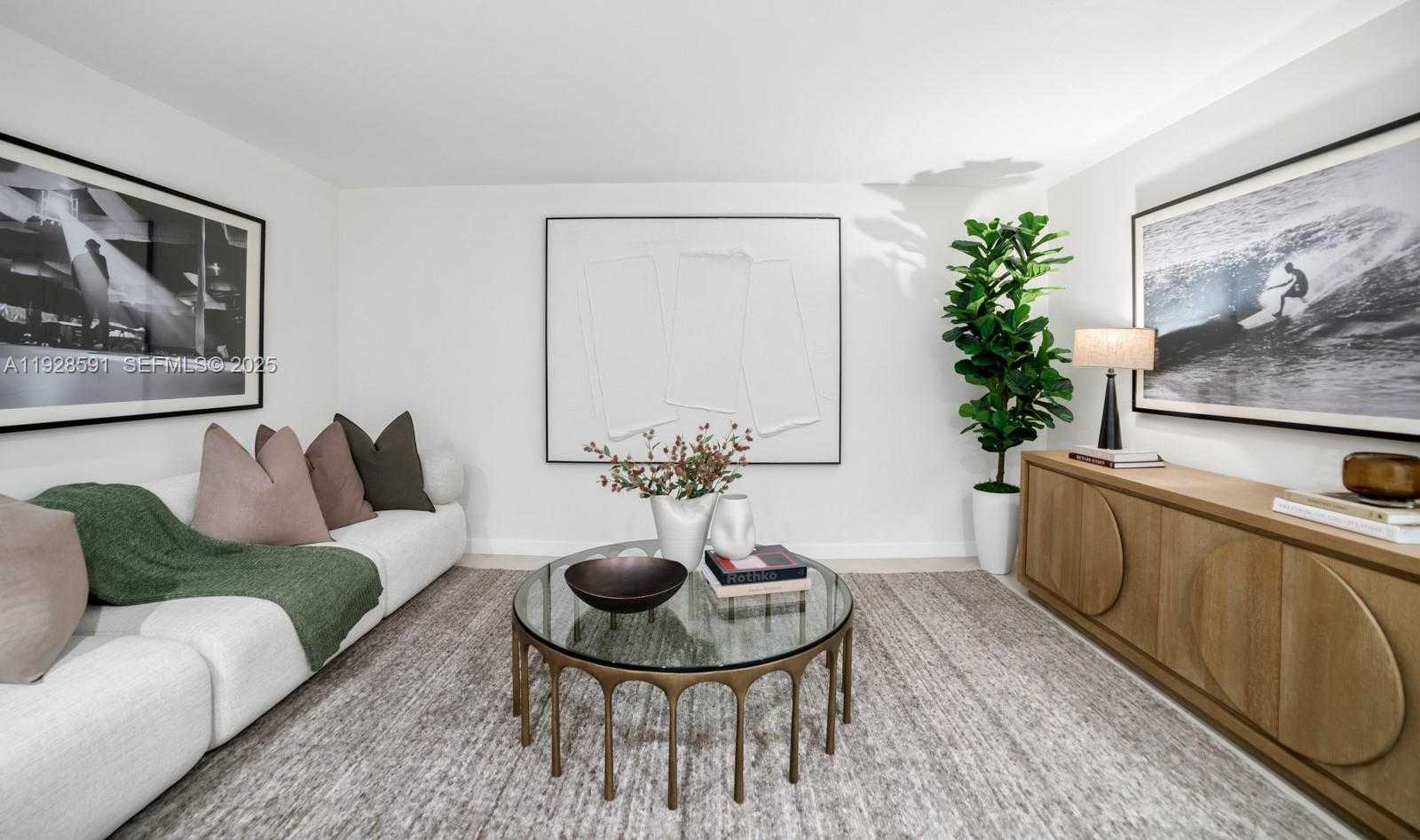 Imagen de Pequeño Objeto