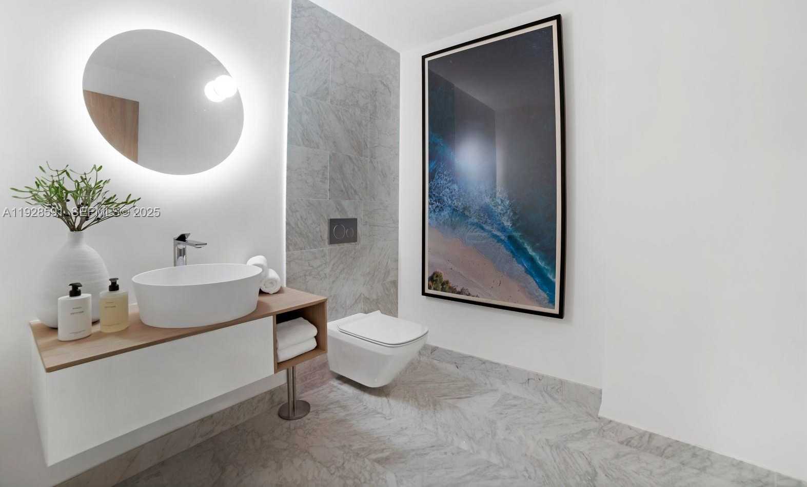 Imagen de Pequeño Objeto