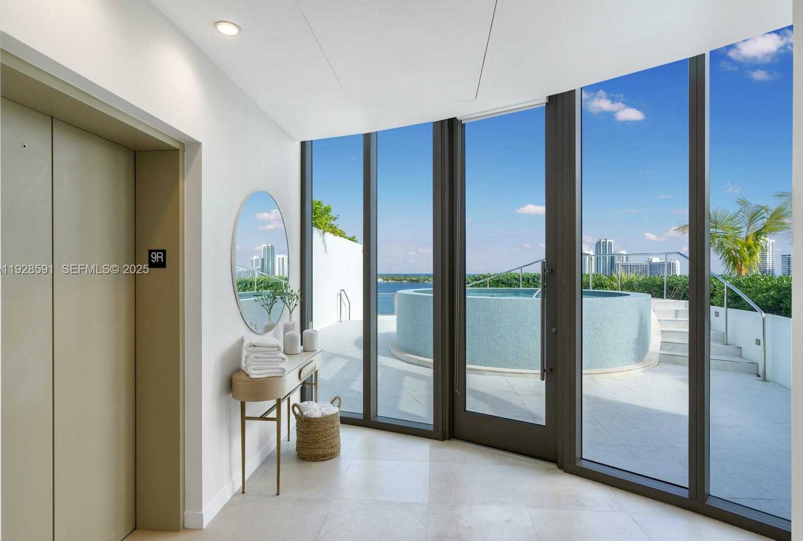 Imagen de Pequeño Objeto