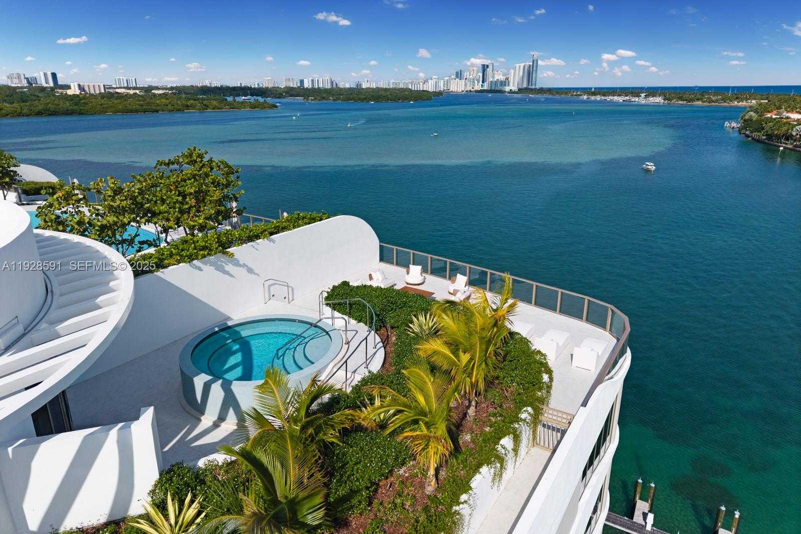 Imagen de Pequeño Objeto