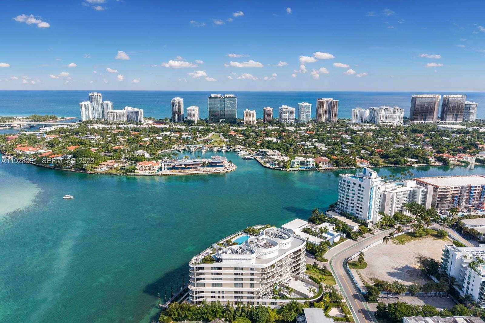 Imagen de Pequeño Objeto