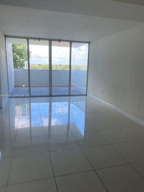 Small Image of 1861 NORTH WEST S RIVER DR #702, Miami Number 5