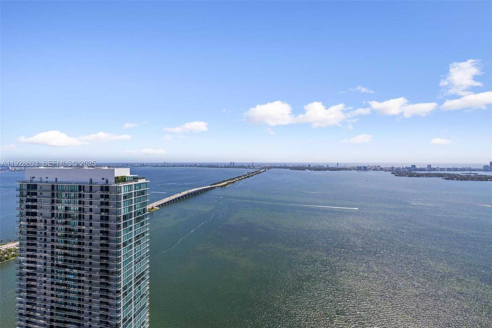 Small Image of 480 NORTH EAST 31ST ST #PH5303, Miami Number 35