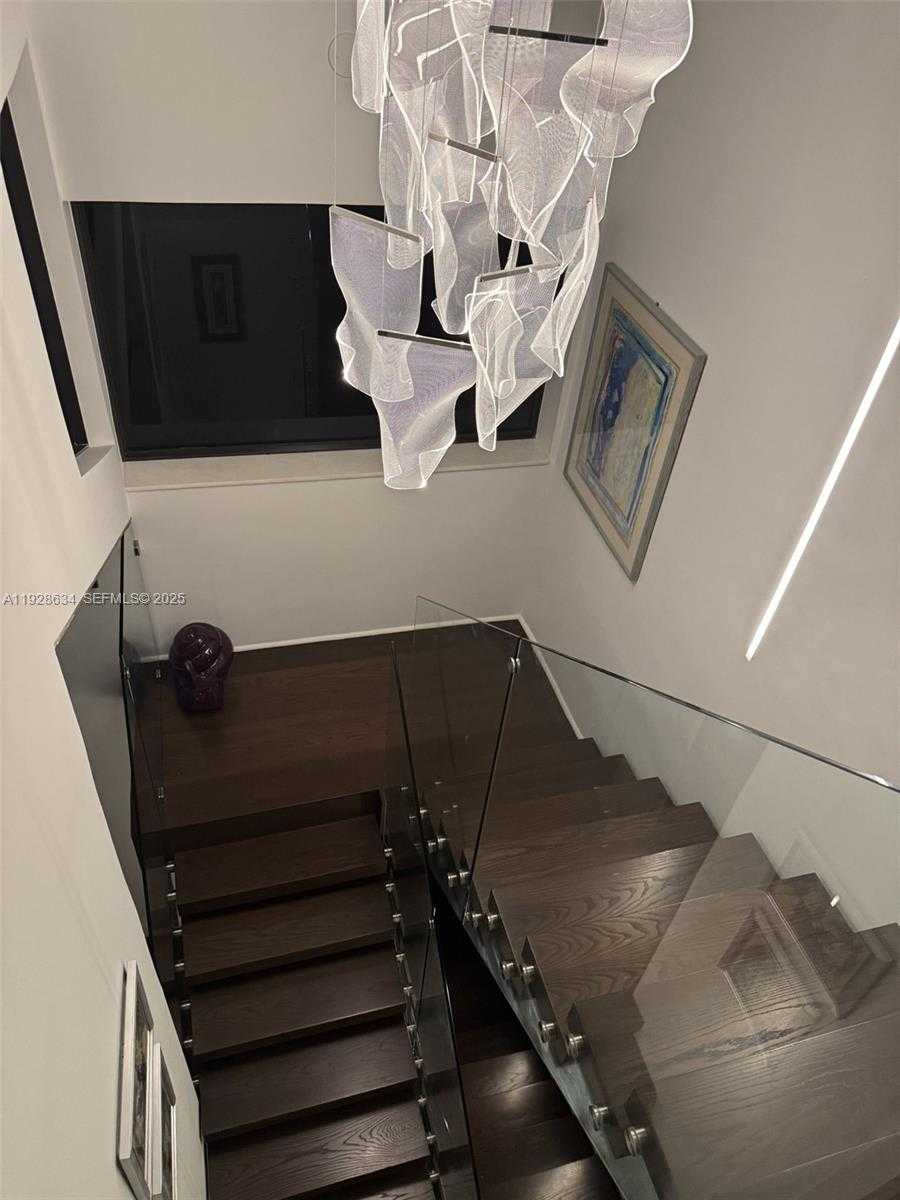 Small Image of 2000 SOUTH BAYSHORE DR #46, Miami Number 8