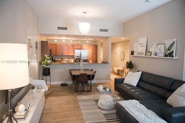 Small Image of 8395 SOUTH WEST 73RD AVE #105, Miami Number 2