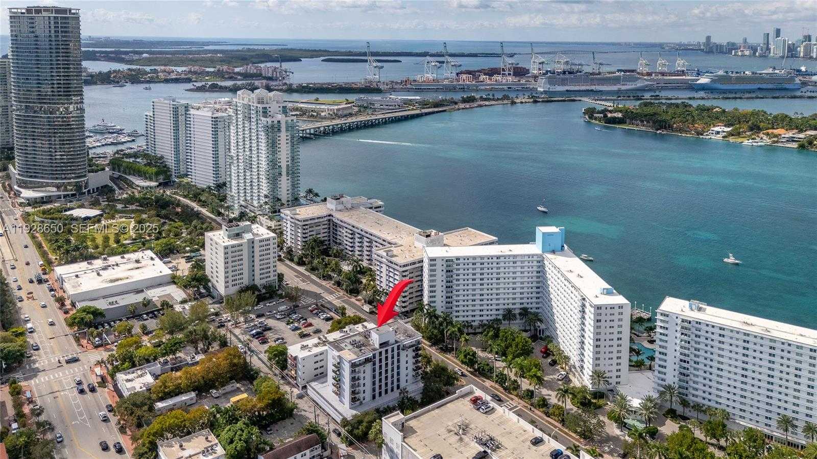 Small Image of 899 WEST AVE #7E, Miami Beach Number 20