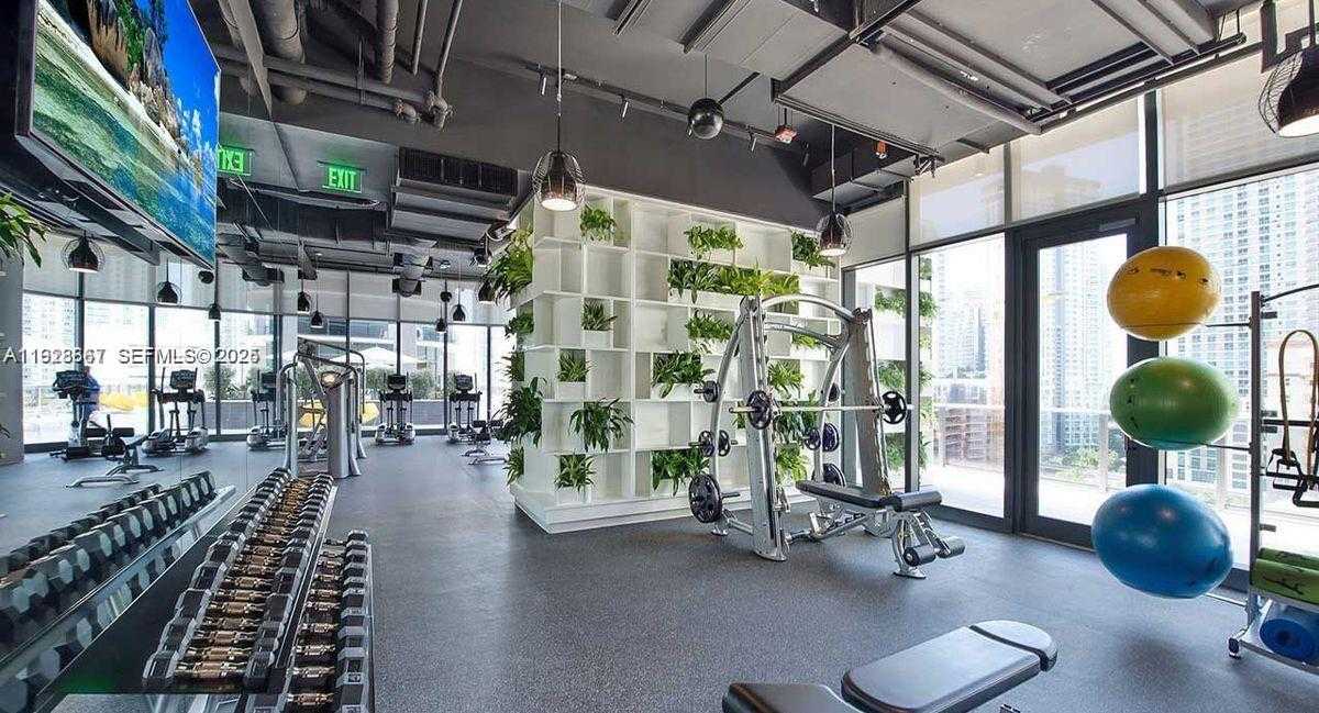 Small Image of 45 SOUTH WEST 9TH ST #2805, Miami Number 6