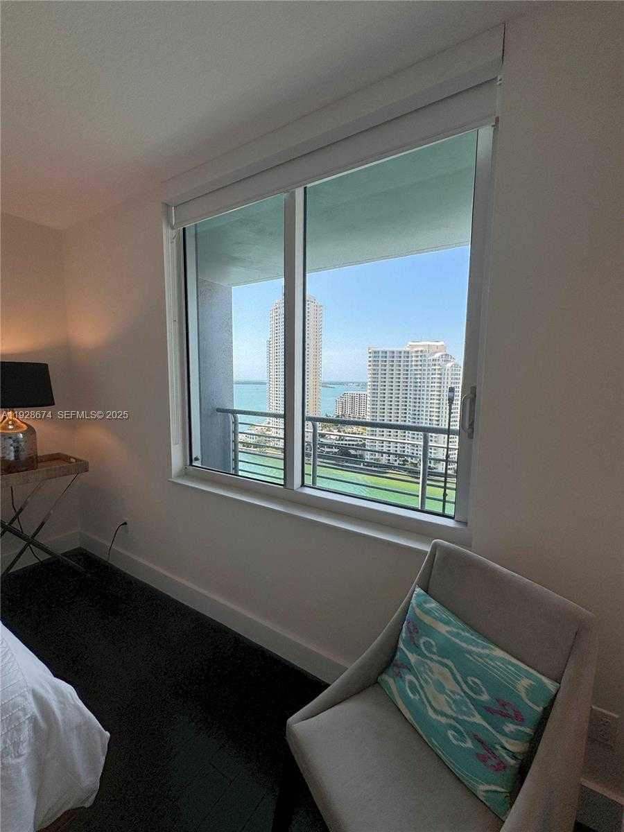 Small Image of 335 SOUTH BISCAYNE BLVD #2403, Miami Number 14