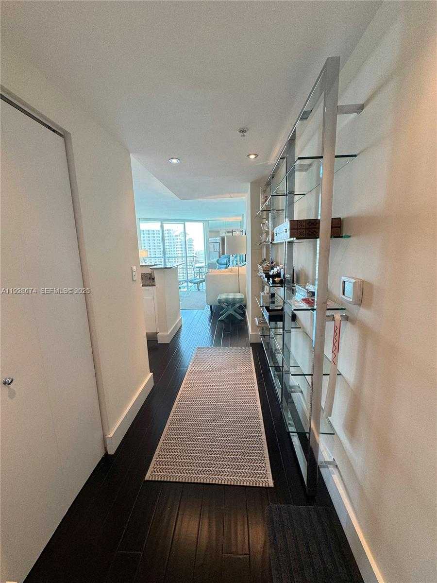 Small Image of 335 SOUTH BISCAYNE BLVD #2403, Miami Number 2