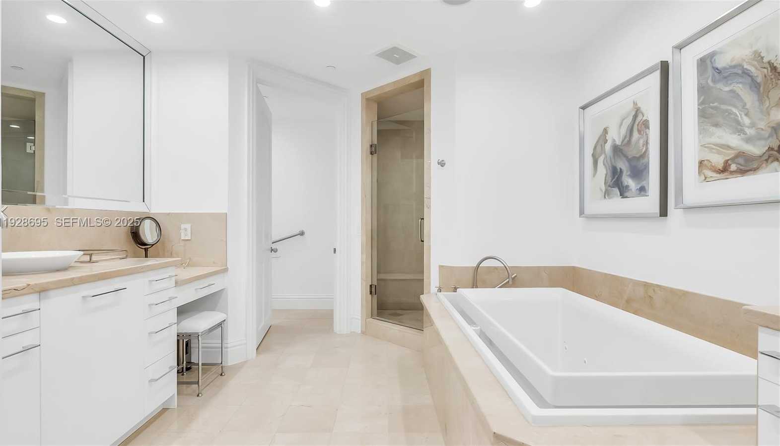 Small Image of 10295 COLLINS AVE #402, Bal Harbour Number 16