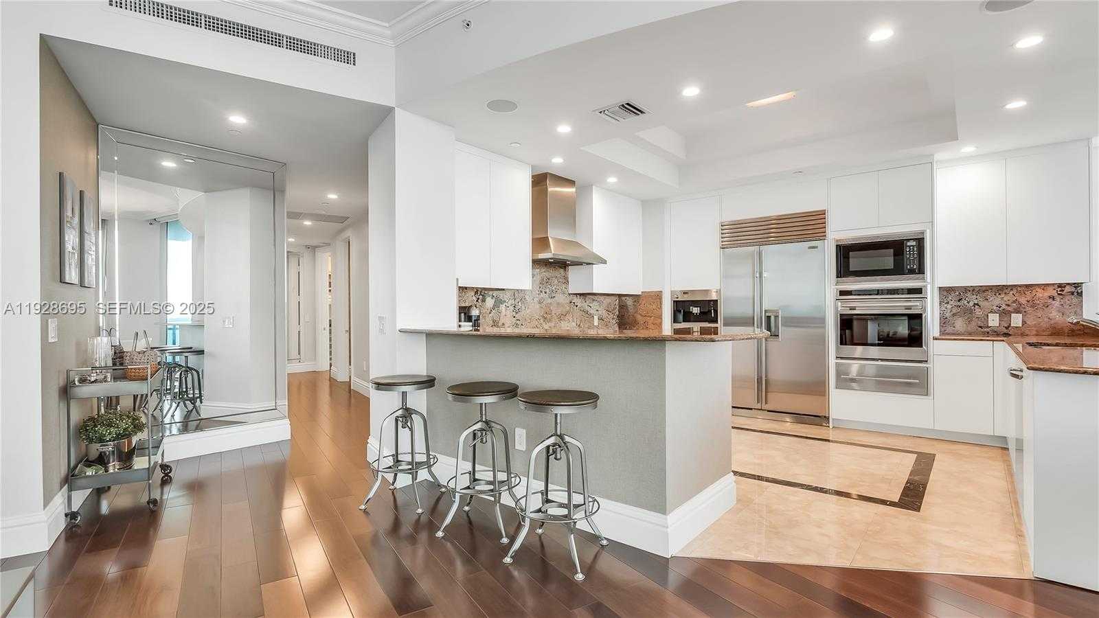 Small Image of 10295 COLLINS AVE #402, Bal Harbour Number 5