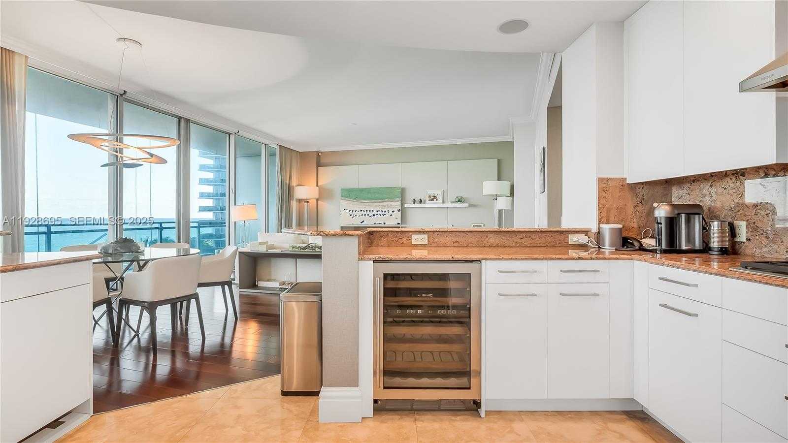 Small Image of 10295 COLLINS AVE #402, Bal Harbour Number 9