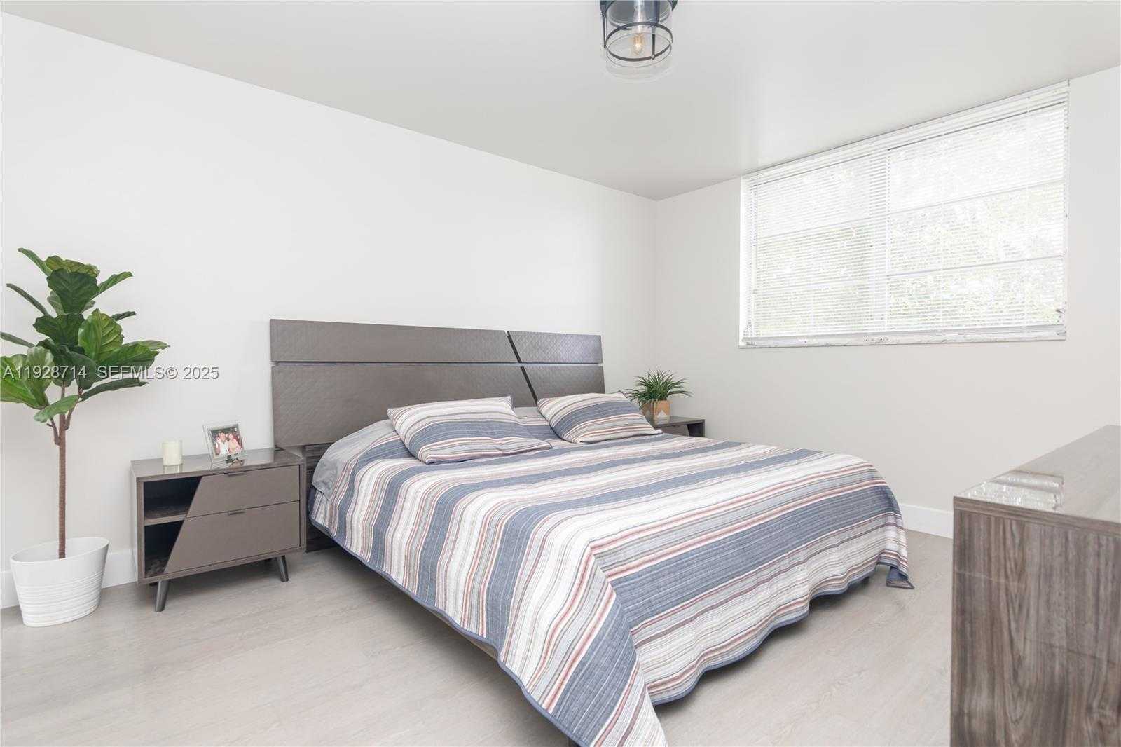 Small Image of 3600 NORTH EAST 170TH ST #308, North Miami Beach Number 15