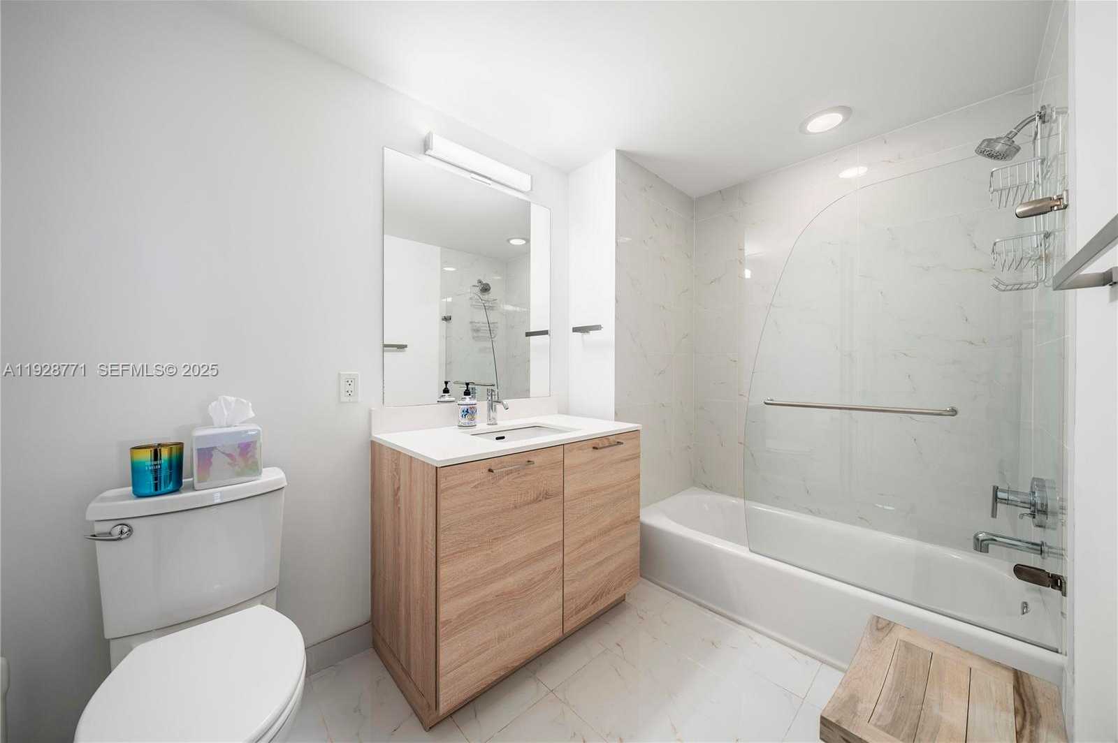 Imagen de Pequeño Objeto