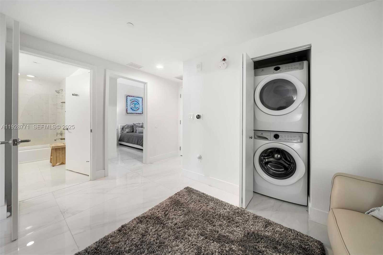 Imagen de Pequeño Objeto