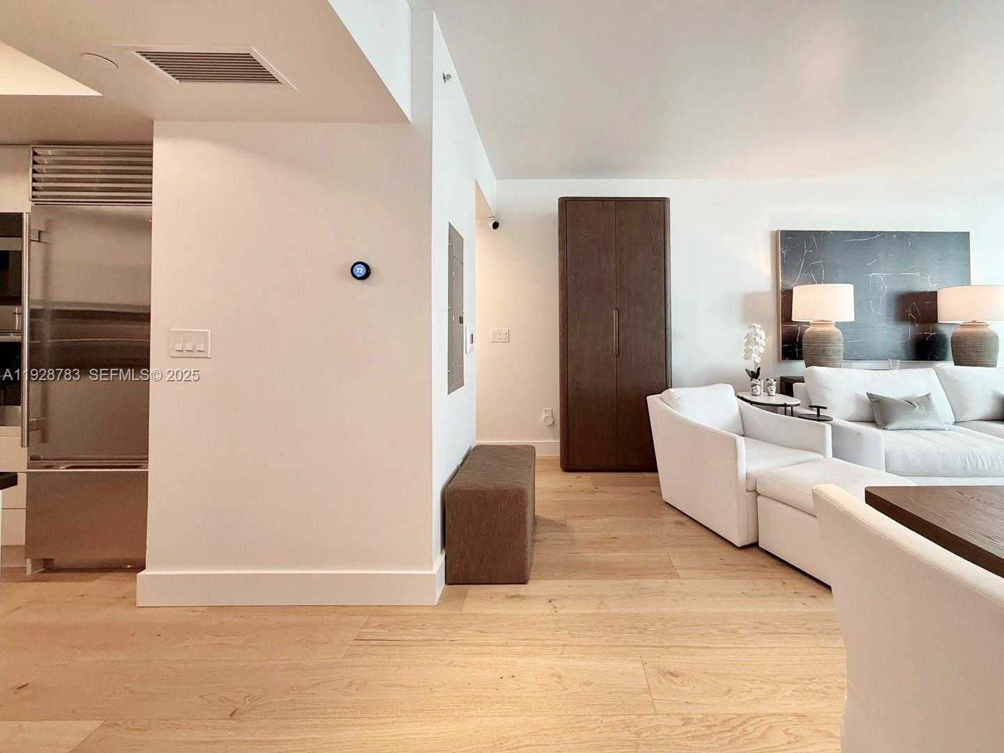 Small Image of 1331 BRICKELL BAY DR #506, Miami Number 10