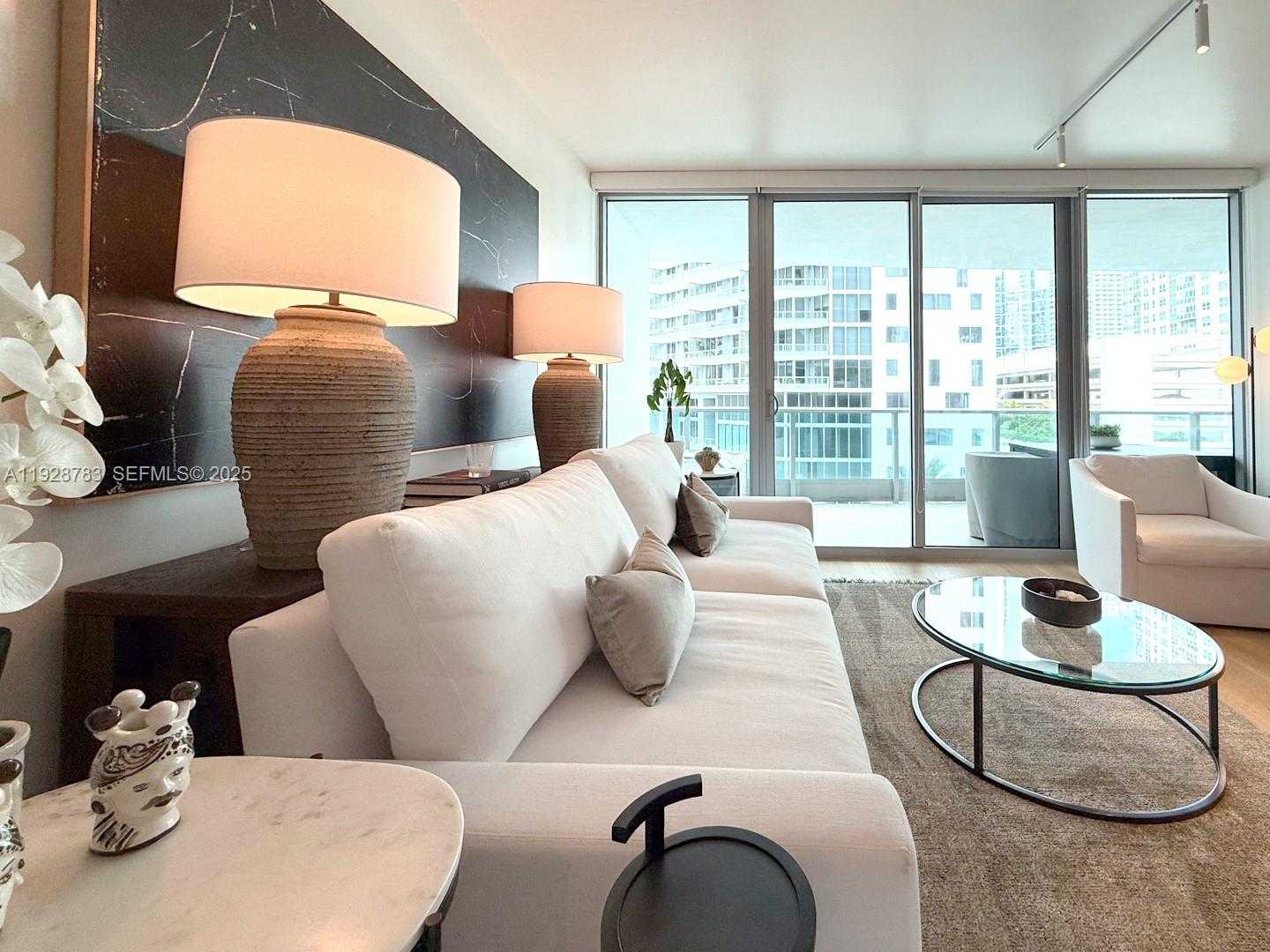Small Image of 1331 BRICKELL BAY DR #506, Miami Number 3