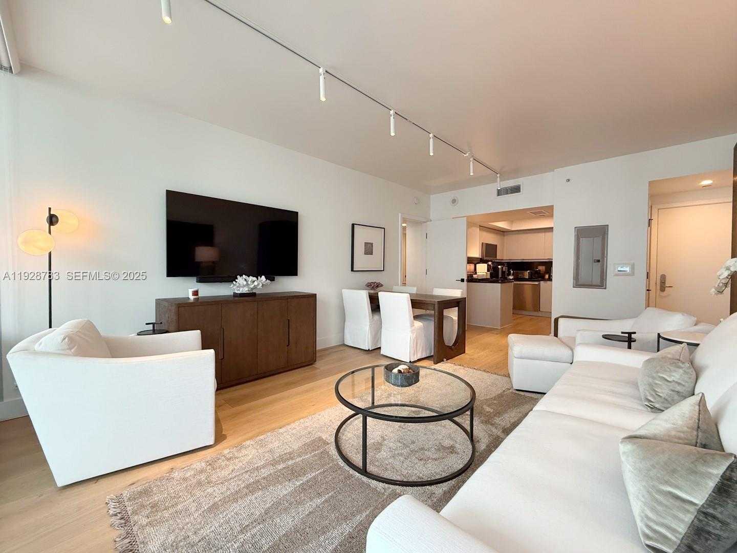 Small Image of 1331 BRICKELL BAY DR #506, Miami Number 4