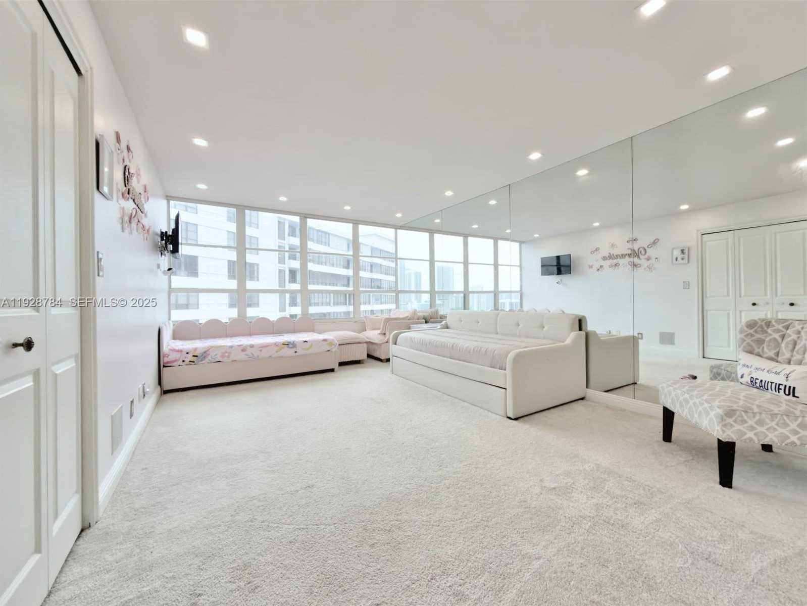 Small Image of 600 THREE ISLANDS BLVD #1112, Hallandale Beach Number 12