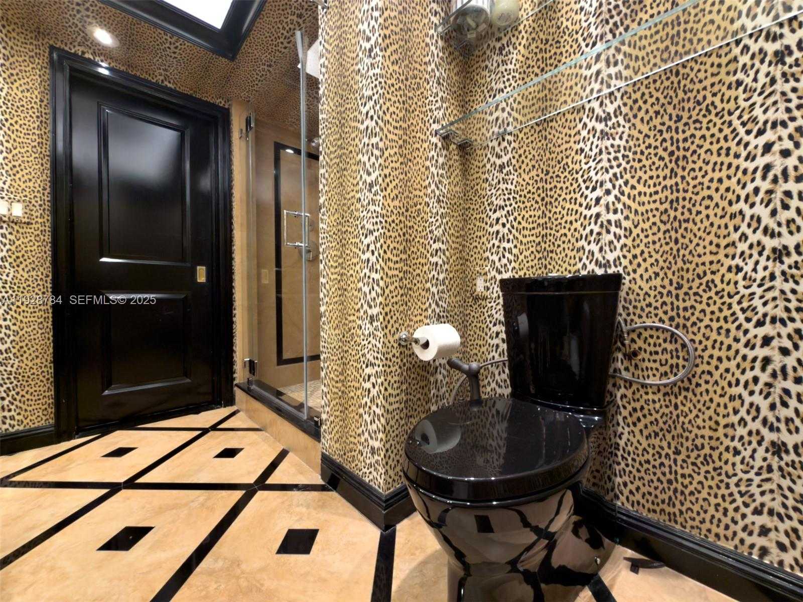 Small Image of 600 THREE ISLANDS BLVD #1112, Hallandale Beach Number 5