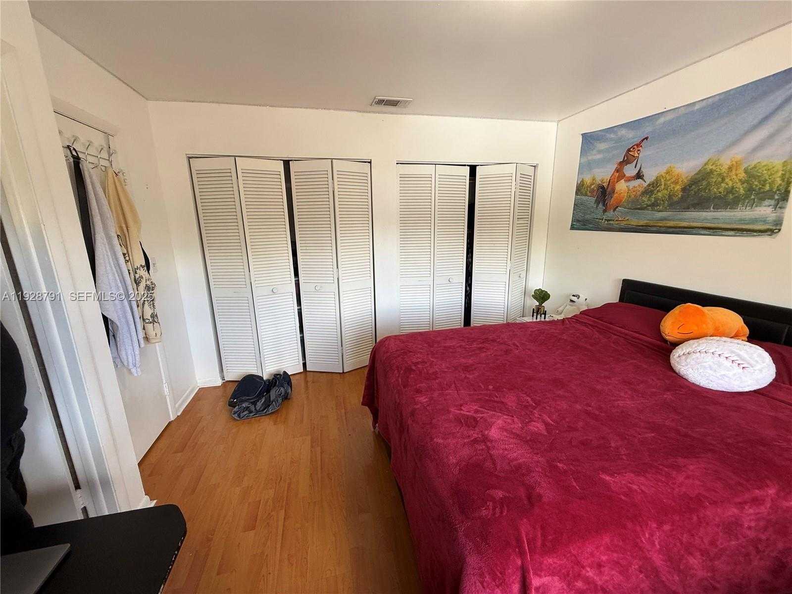 Small Image of 9525 SOUTH WEST 148TH AVE CIR, Miami Number 15