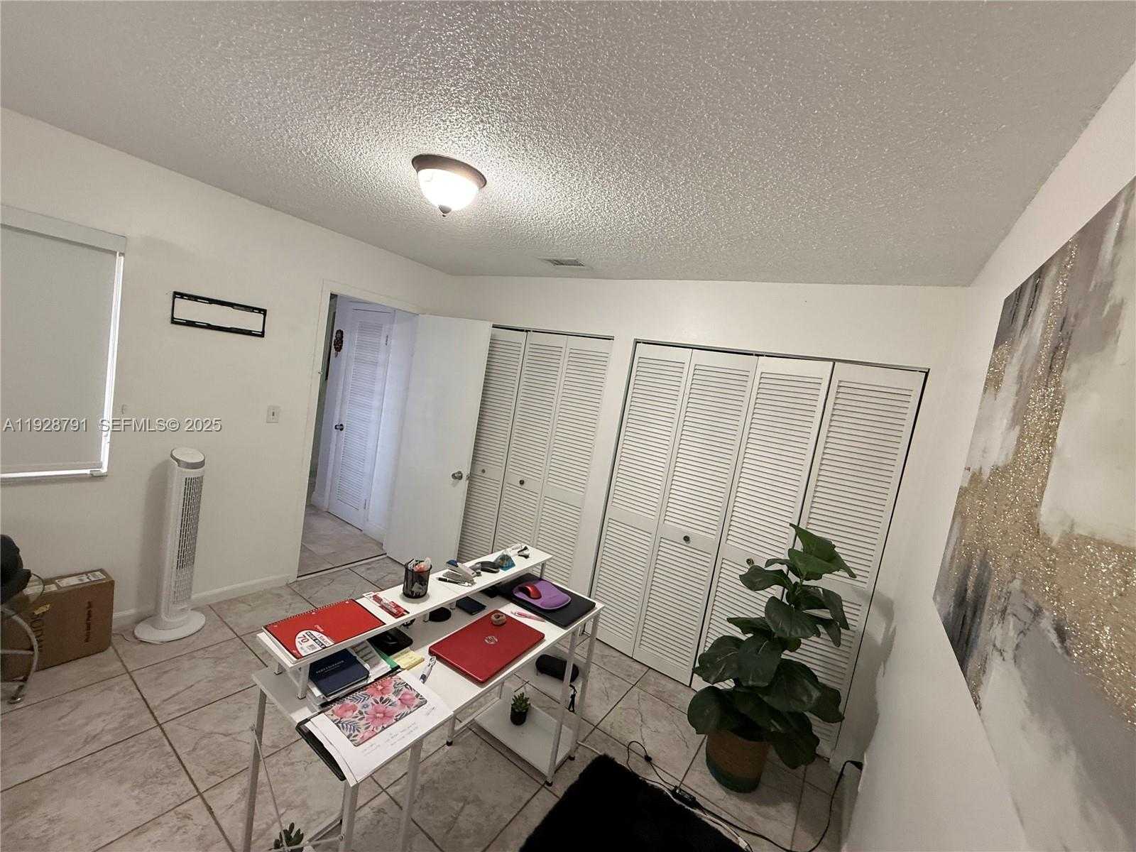 Small Image of 9525 SOUTH WEST 148TH AVE CIR, Miami Number 7