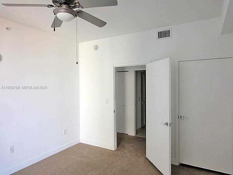 Small Image of 1111 SOUTH WEST 1ST AVE #1123N, Miami Number 12