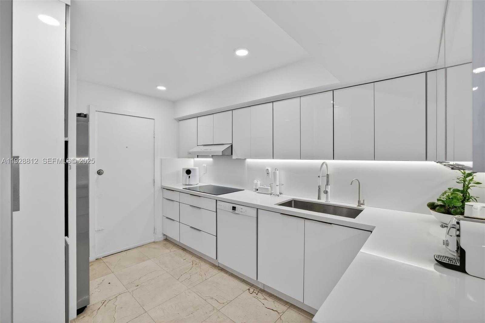 Small Image of 9250 WEST BAY HARBOR DR #5D, Bay Harbor Islands Number 22