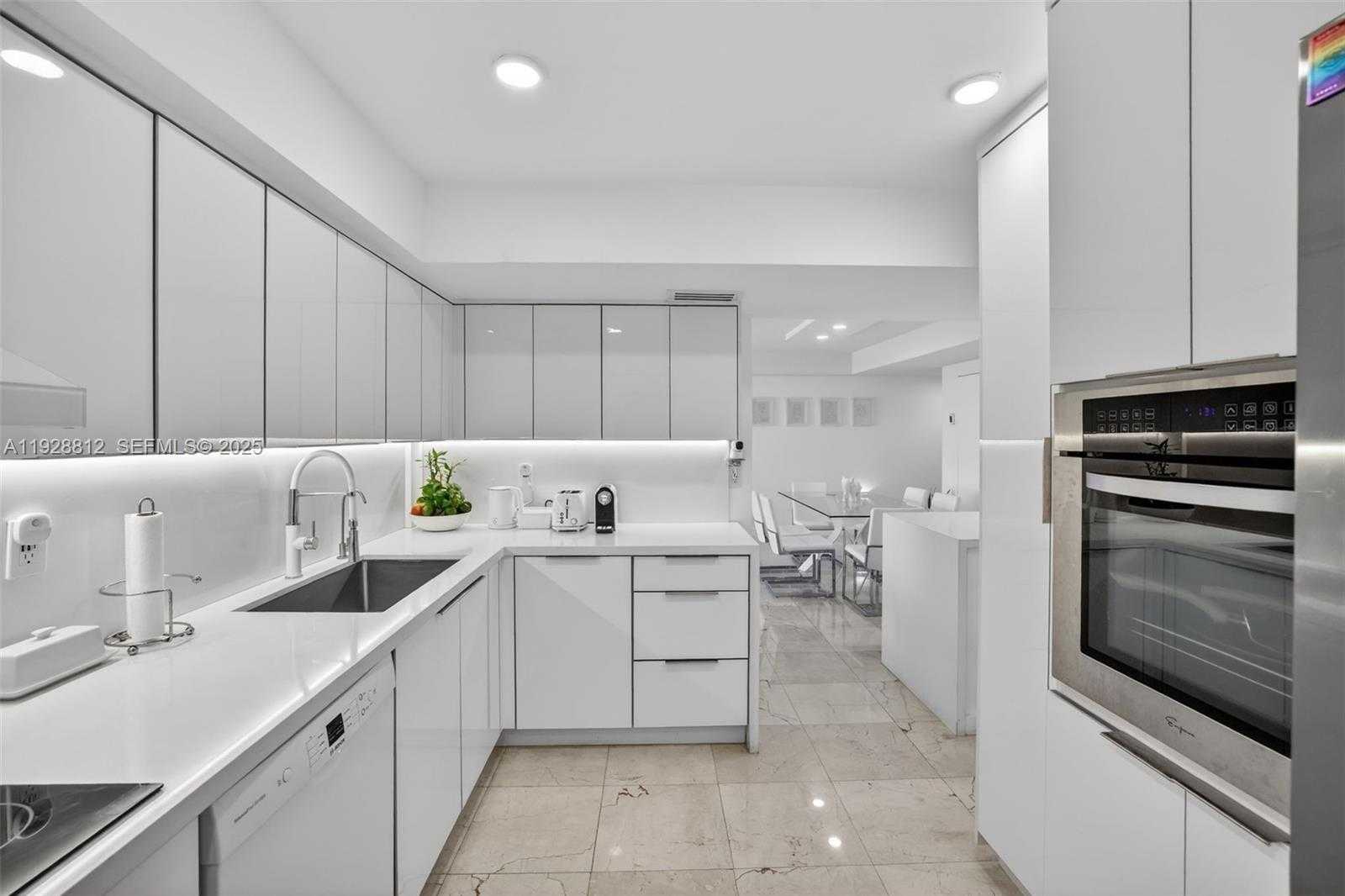 Small Image of 9250 WEST BAY HARBOR DR #5D, Bay Harbor Islands Number 28