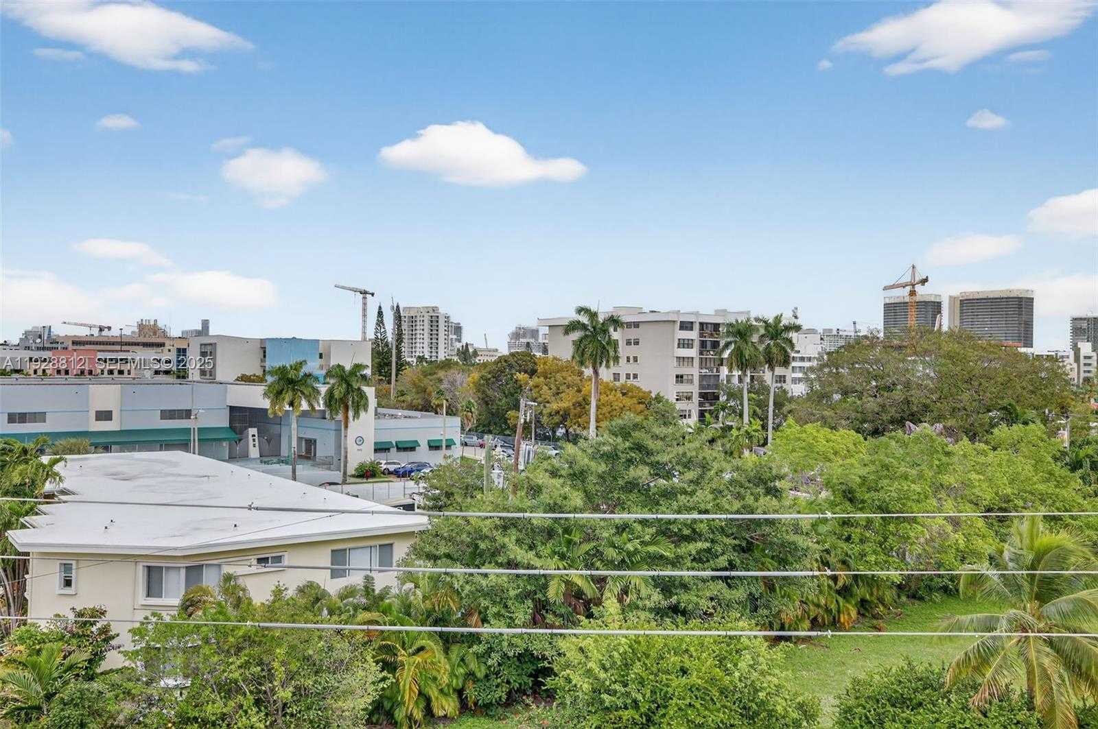 Small Image of 9250 WEST BAY HARBOR DR #5D, Bay Harbor Islands Number 34