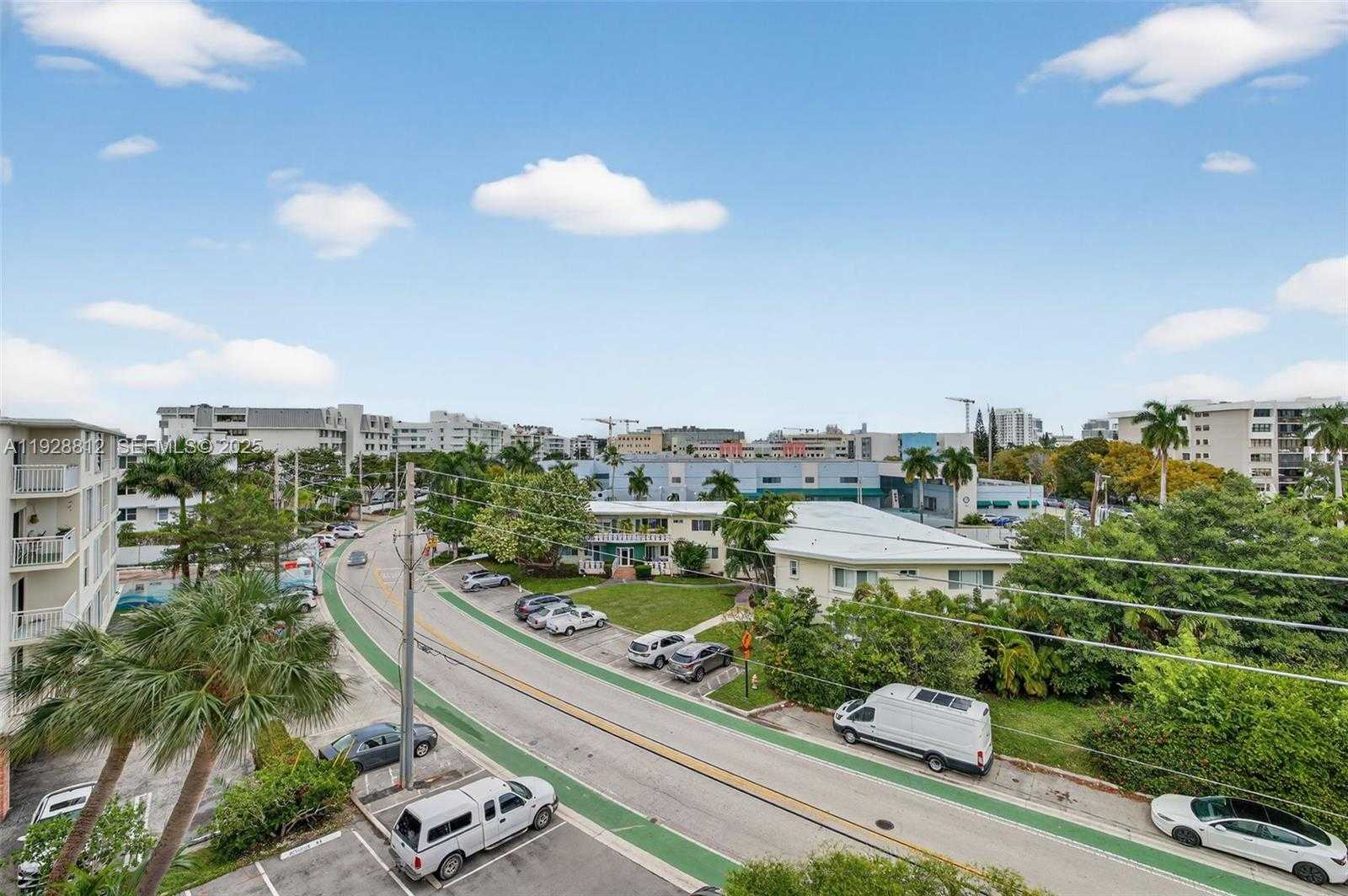 Small Image of 9250 WEST BAY HARBOR DR #5D, Bay Harbor Islands Number 39