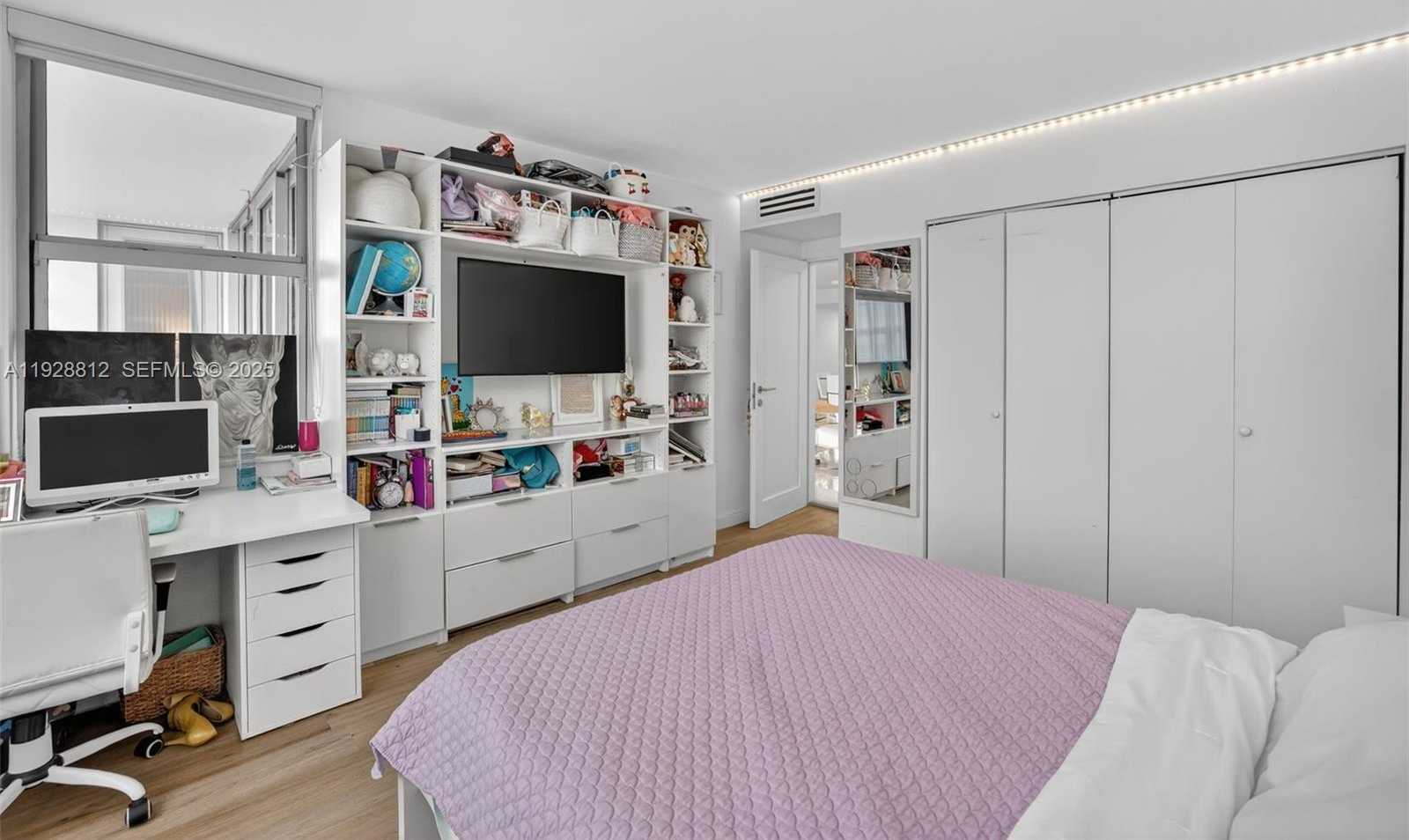 Small Image of 9250 WEST BAY HARBOR DR #5D, Bay Harbor Islands Number 54